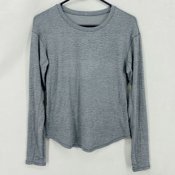 lululemon athletica Tops - Lululemon Women’s Size 6 Gray Crew Neck Long Sleeve Curved Hem Fitted Stretch